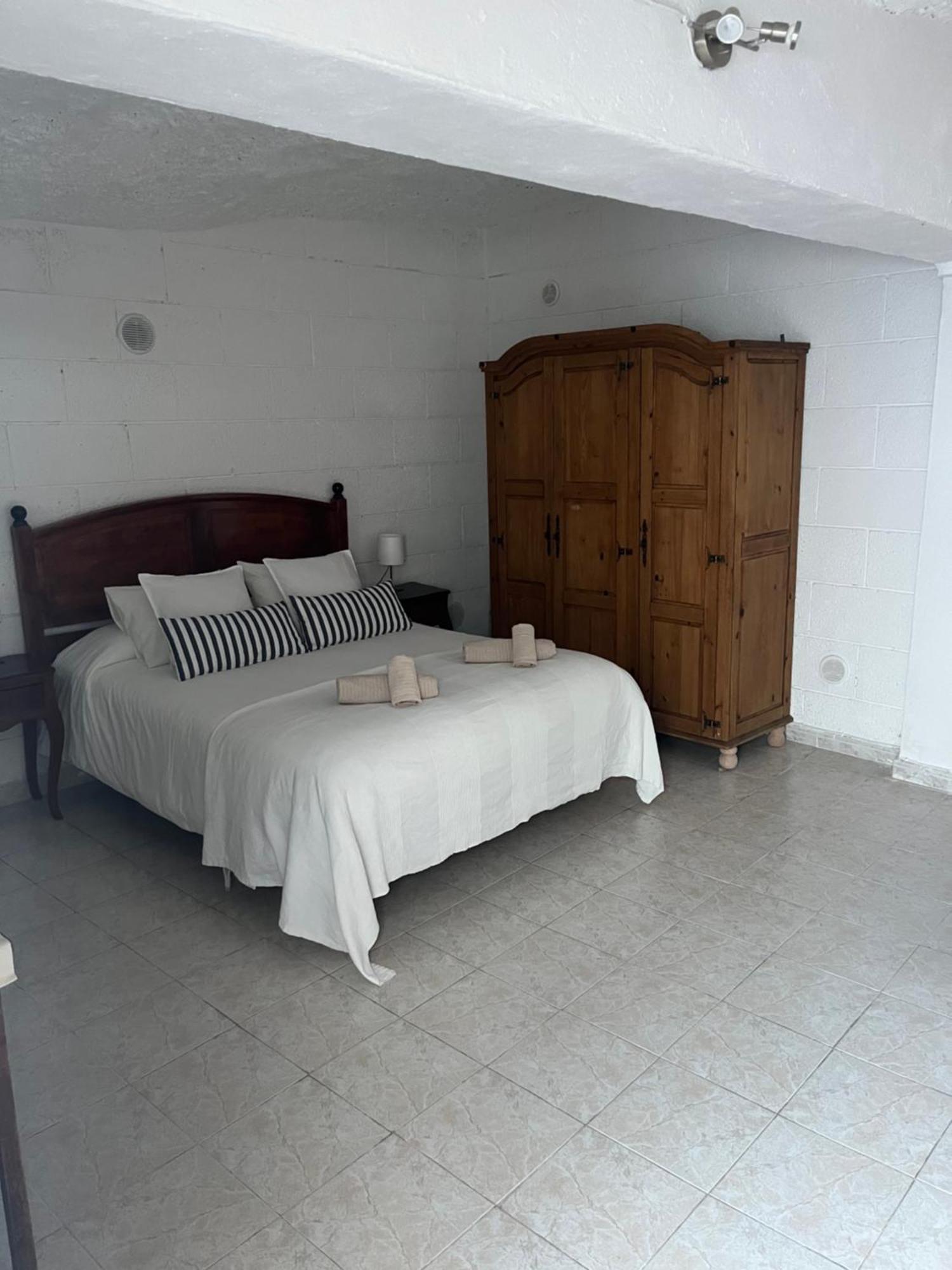 Whispering Tides Villa كانديلاريا المظهر الخارجي الصورة